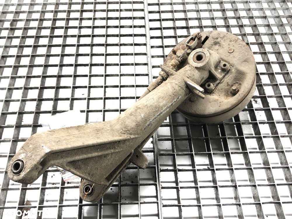 WAHACZ PRAWY TYŁ - 254.00 PLN - AIXAM CROSSLINE 2012 - 2016 0.4 4 kW [5 KM] olej napędowy 2012 - - 2