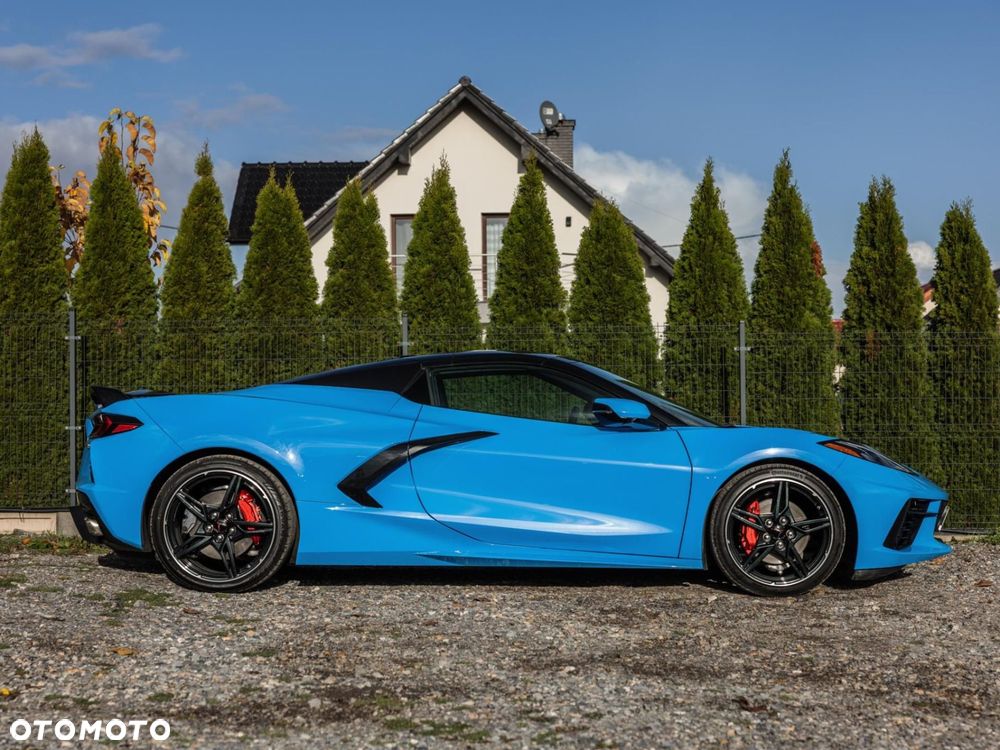 Chevrolet Corvette - 9