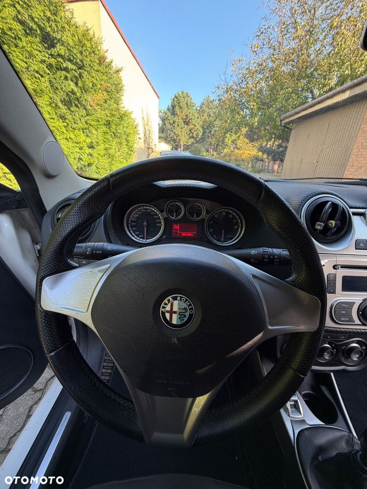 Alfa Romeo Mito - 10