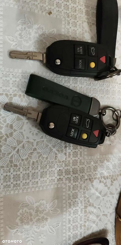 Volvo S60 2.4 D5 - 16