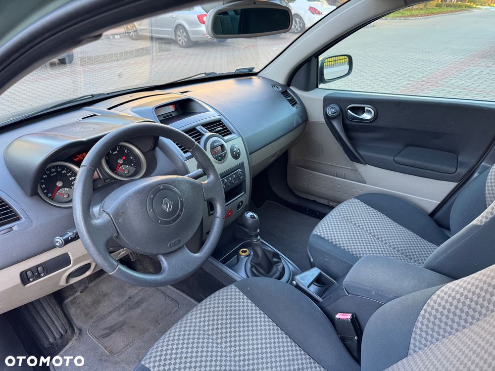 Renault Megane 1.9 dCi Luxe Dynamique - 9