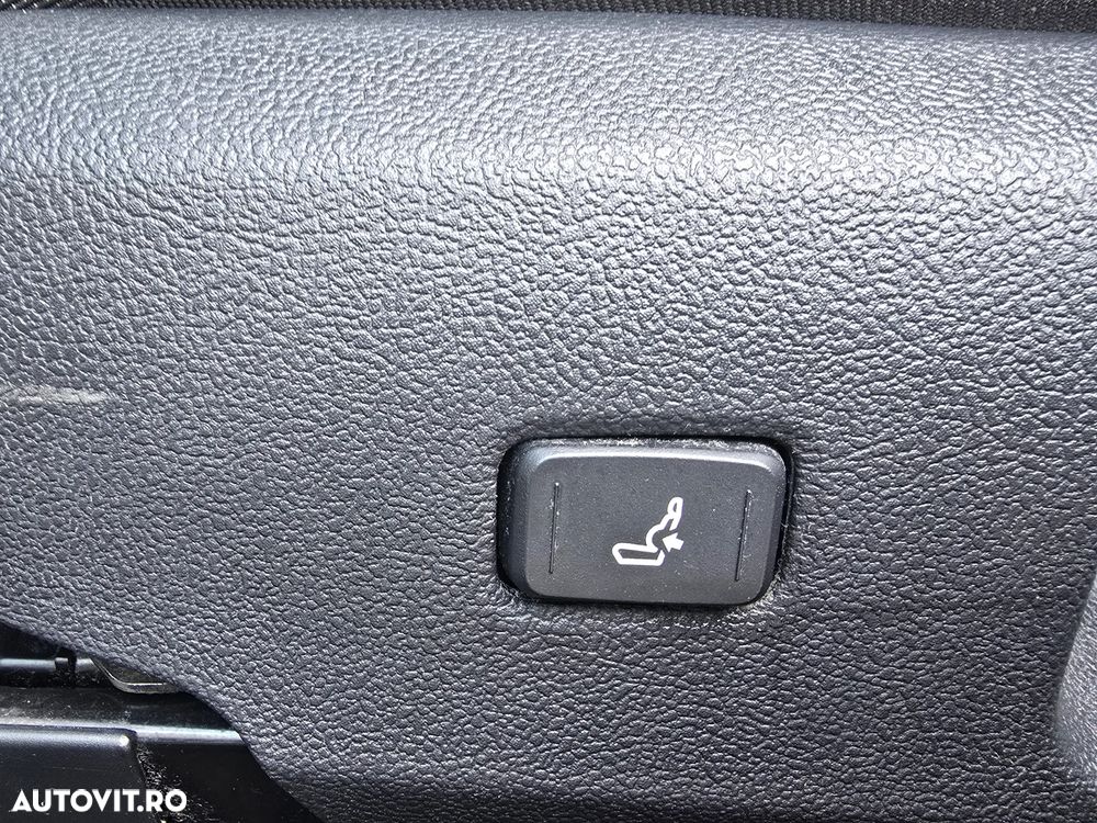 Toyota Corolla 1.8 HSD TS Dynamic - 19