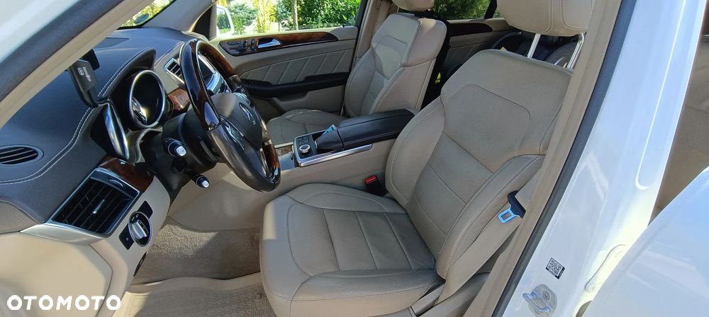 Mercedes-Benz GL 350 BlueTEC 4Matic 7G-TRONIC - 14