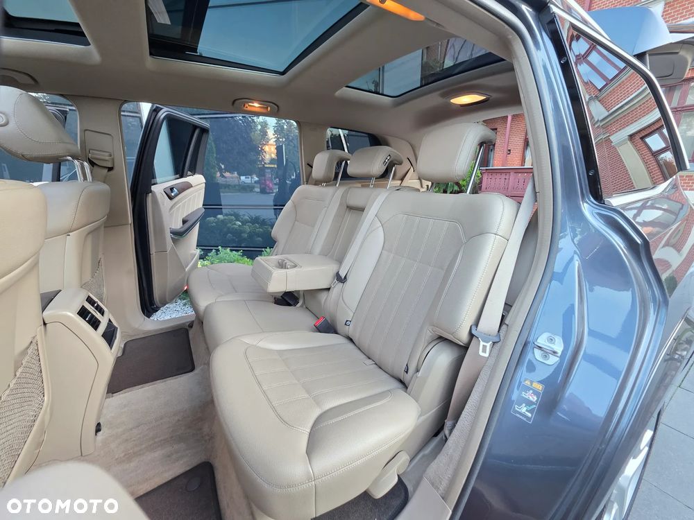 Mercedes-Benz GL 350 CDI DPF 4Matic BlueEFFICIENCY 7G-TRONIC Grand Edition - 20