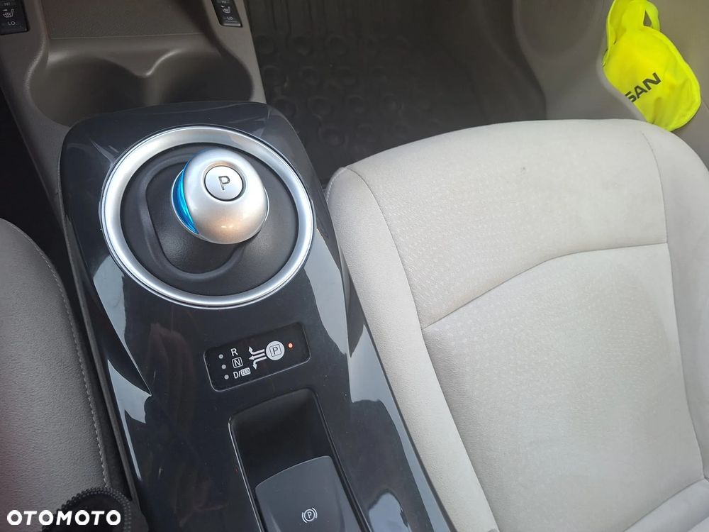 Nissan Leaf Standard - 4