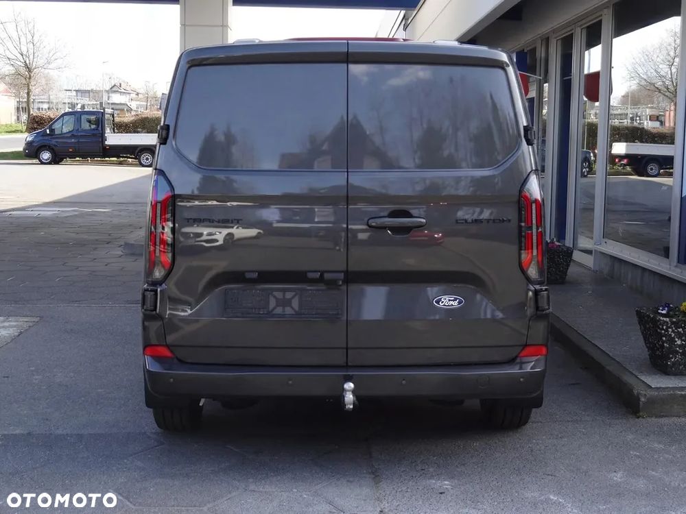 Ford TRANSIT CUSTOM 2.0 EcoBlue 150KM M6 FWD VAN LIMITED 320 L2 - 6