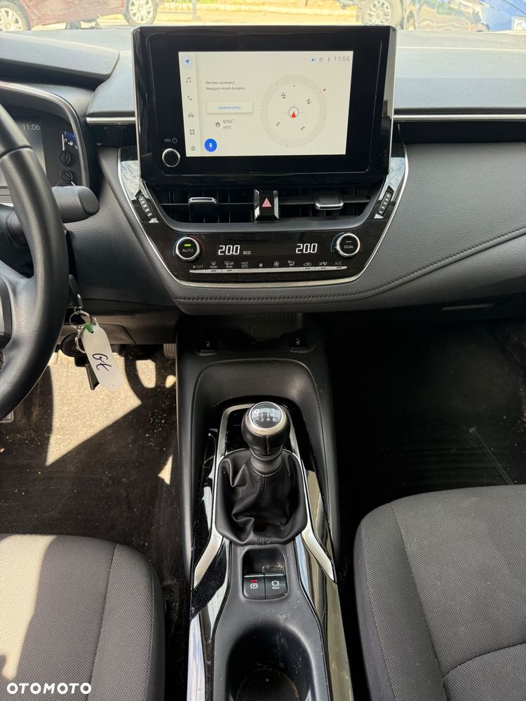 Toyota Corolla 1.5 Comfort - 11