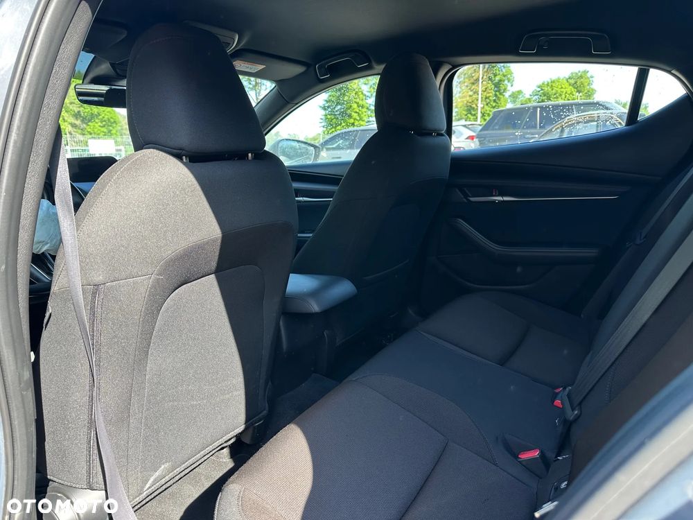 Mazda 3 - 9