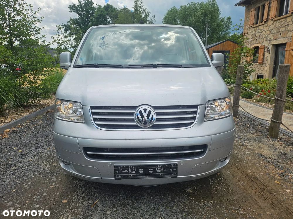 Volkswagen Multivan - 4