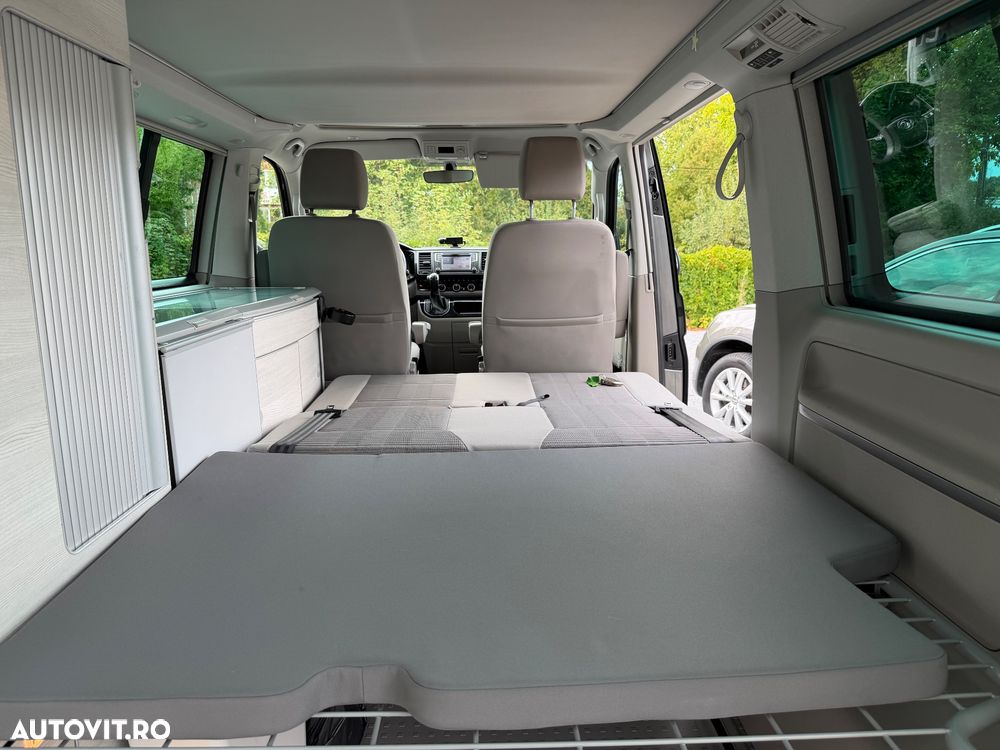 Volkswagen Multivan - 33