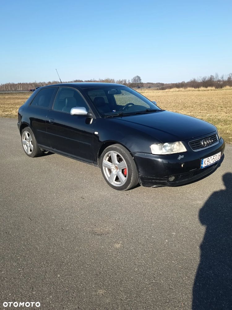 Audi A3 3-drzwiowe 1.8 Ambition - 3