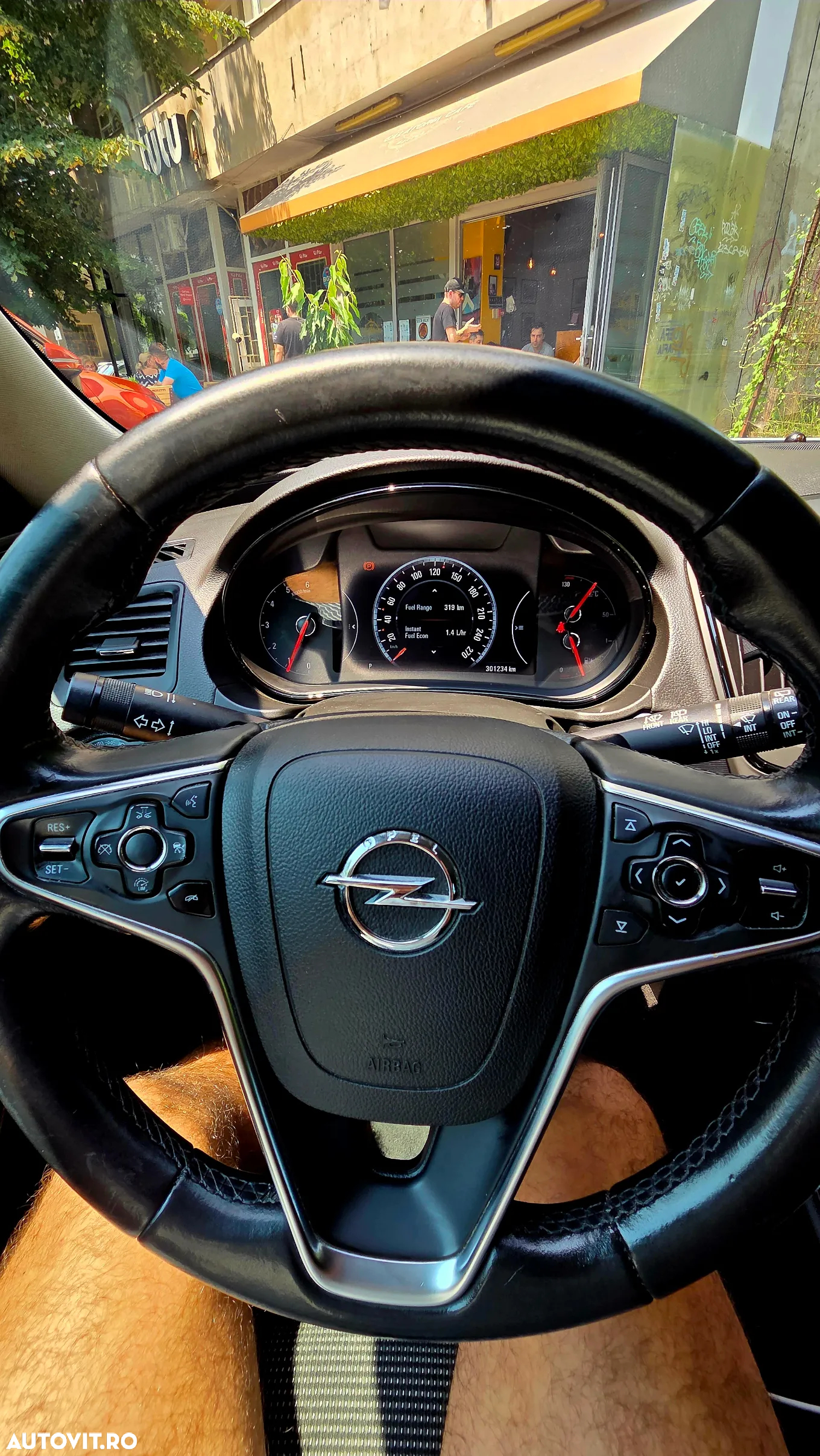 Opel Insignia Sports Tourer 2.0 Diesel Automatik Ultimate - 10