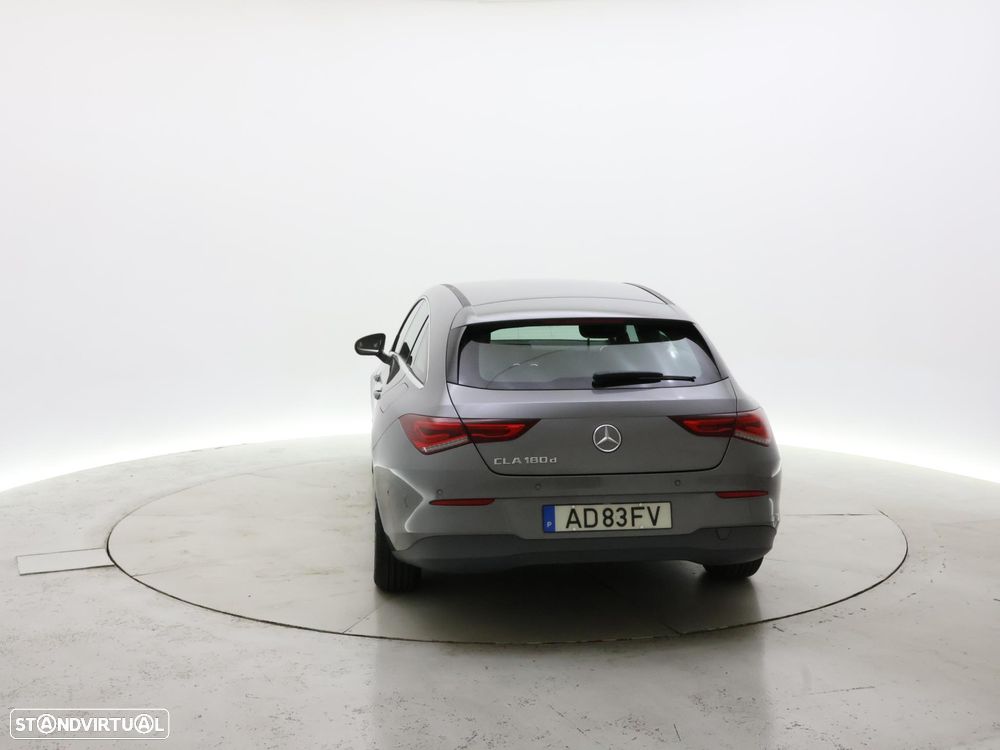 Mercedes-Benz CLA 180 d Shooting Brake Style Plus - 5