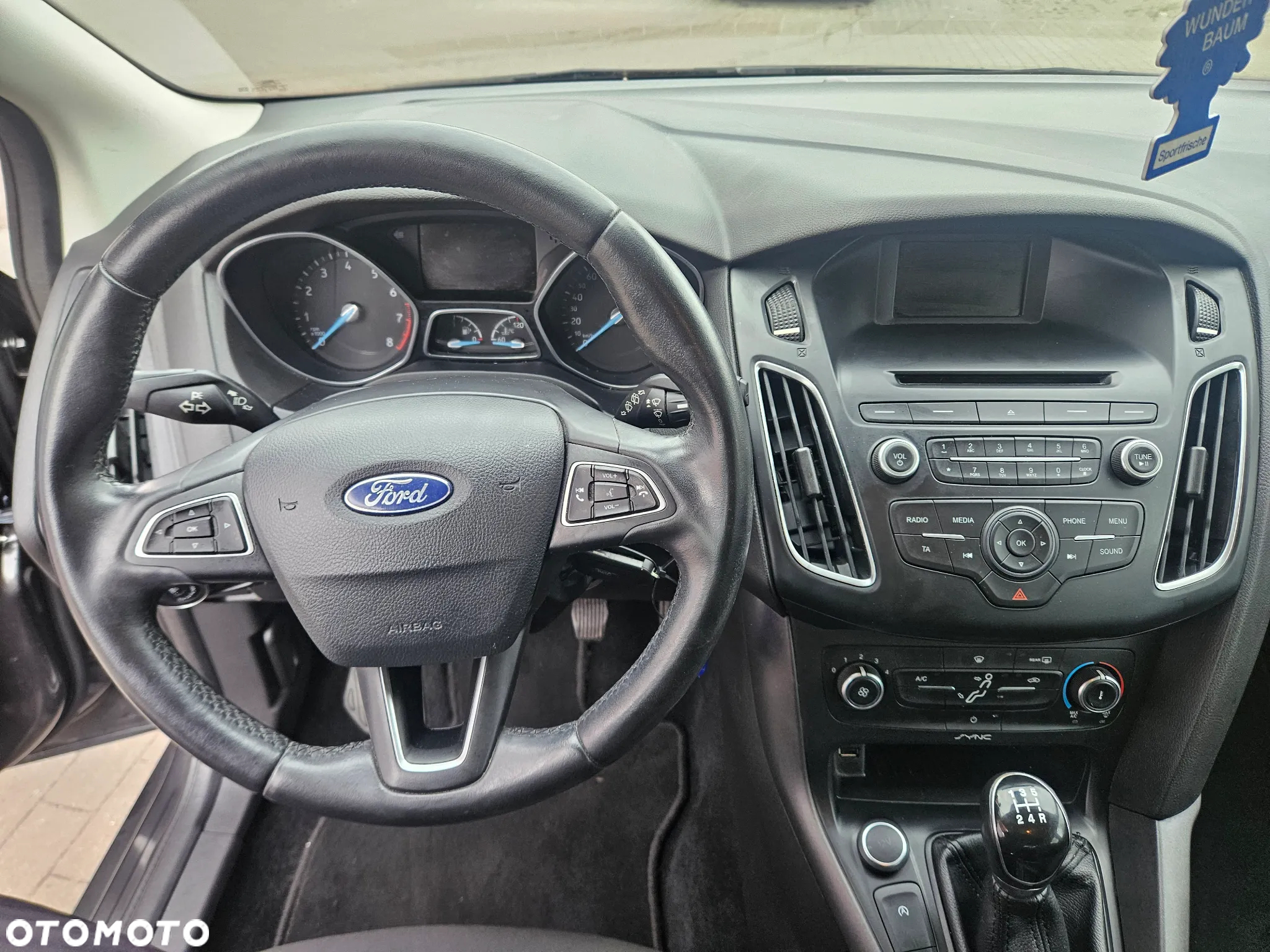 Ford Focus 1.0 EcoBoost Active Business - 29