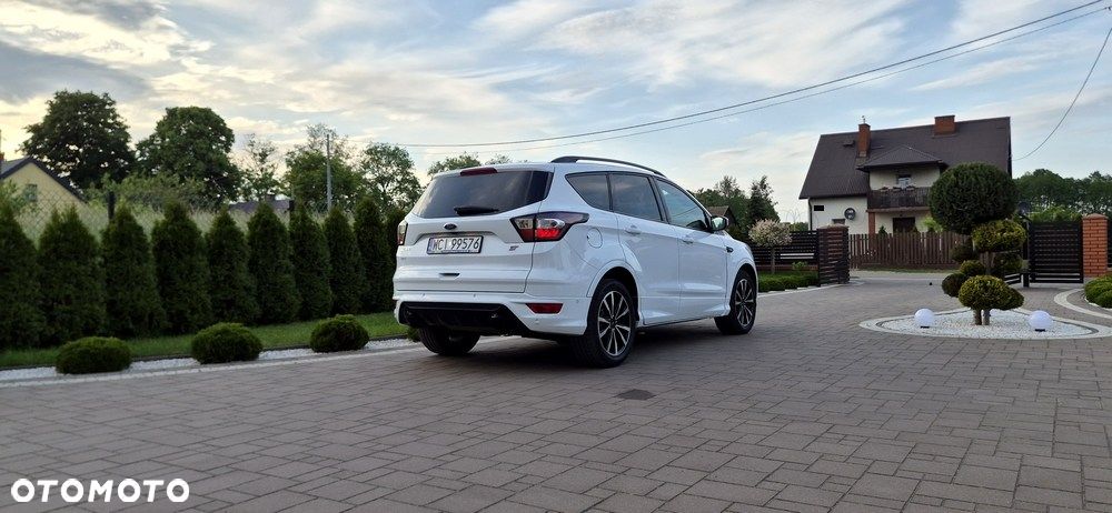 Ford Kuga 2.0 TDCi 4x2 ST-Line - 6