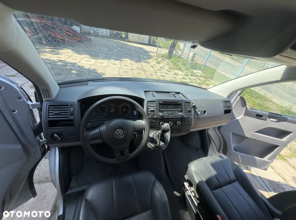 Volkswagen Transporter - 14