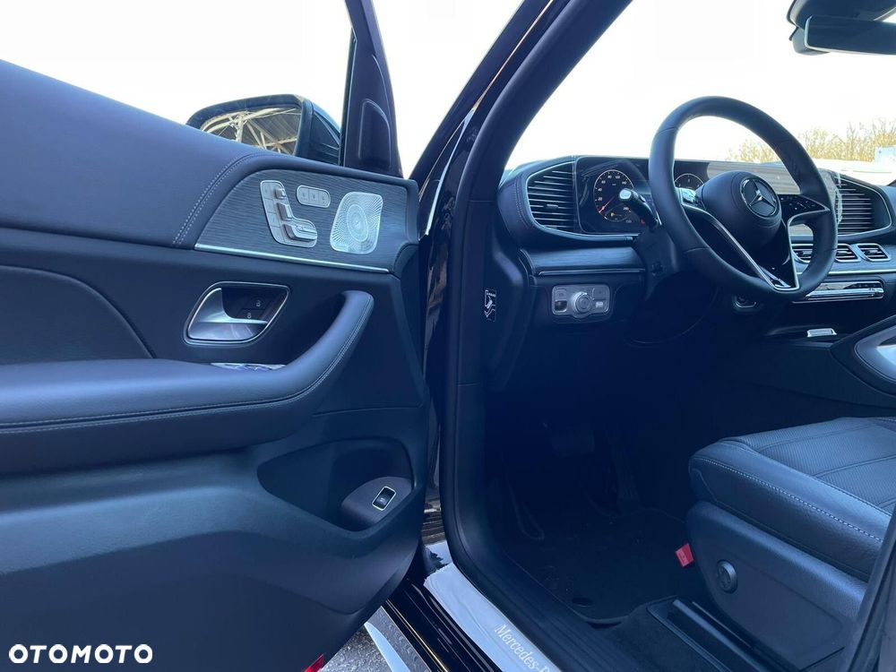 Mercedes-Benz GLE - 11