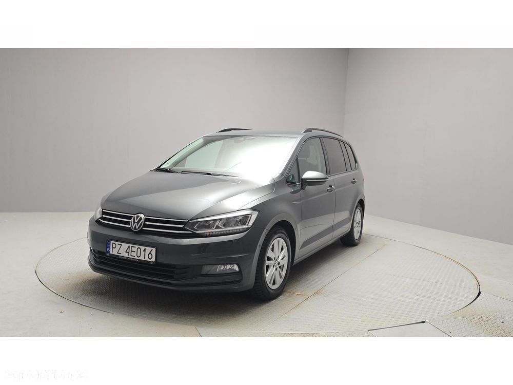 Volkswagen Touran - 8