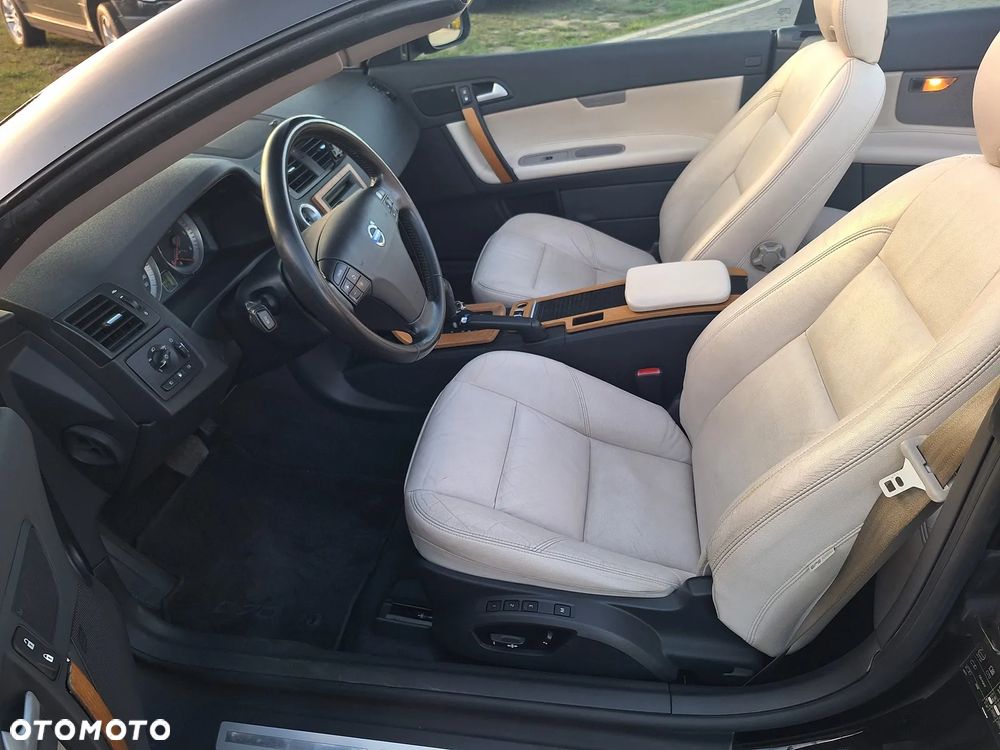 Volvo C70 - 18