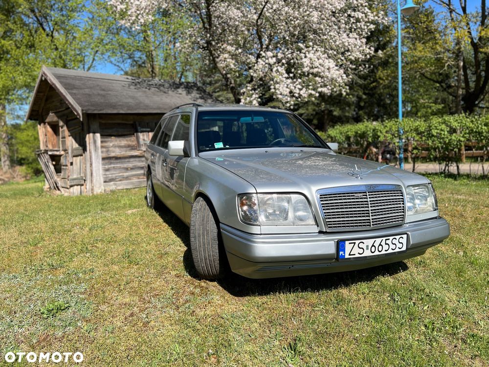 Mercedes-Benz W124 (1984-1993) - 2