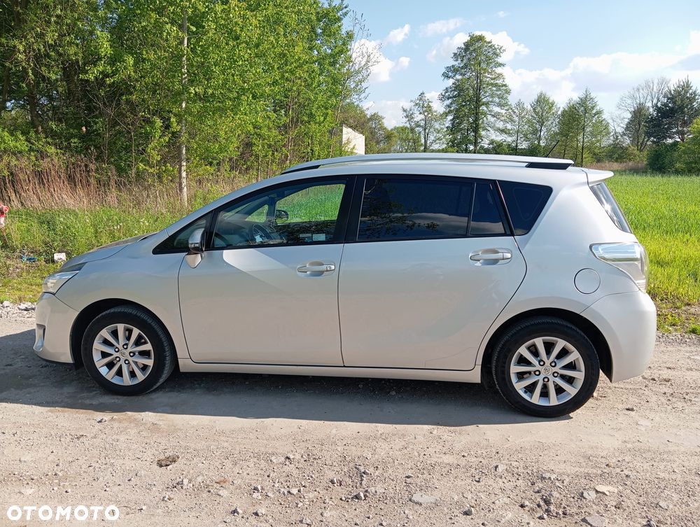 Toyota Verso 1.6 D-4D Active - 14