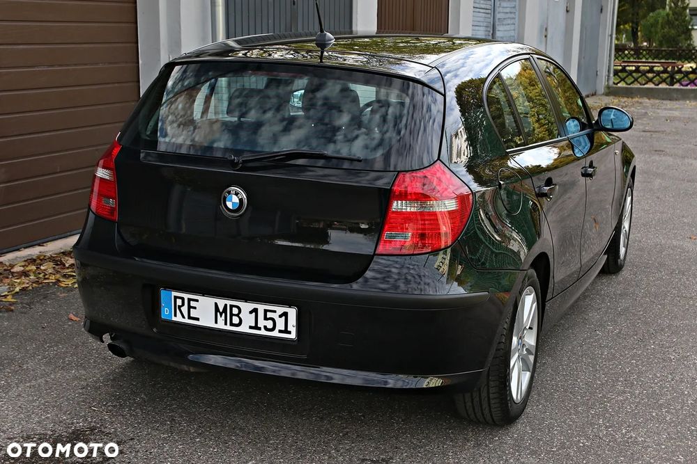 BMW Seria 1 116i - 24