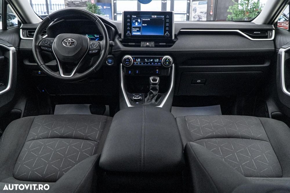 Toyota RAV4 2.5 VVT-iE 4x4 Luxury - 28