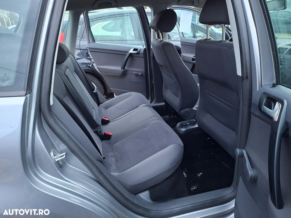Volkswagen Polo - 10
