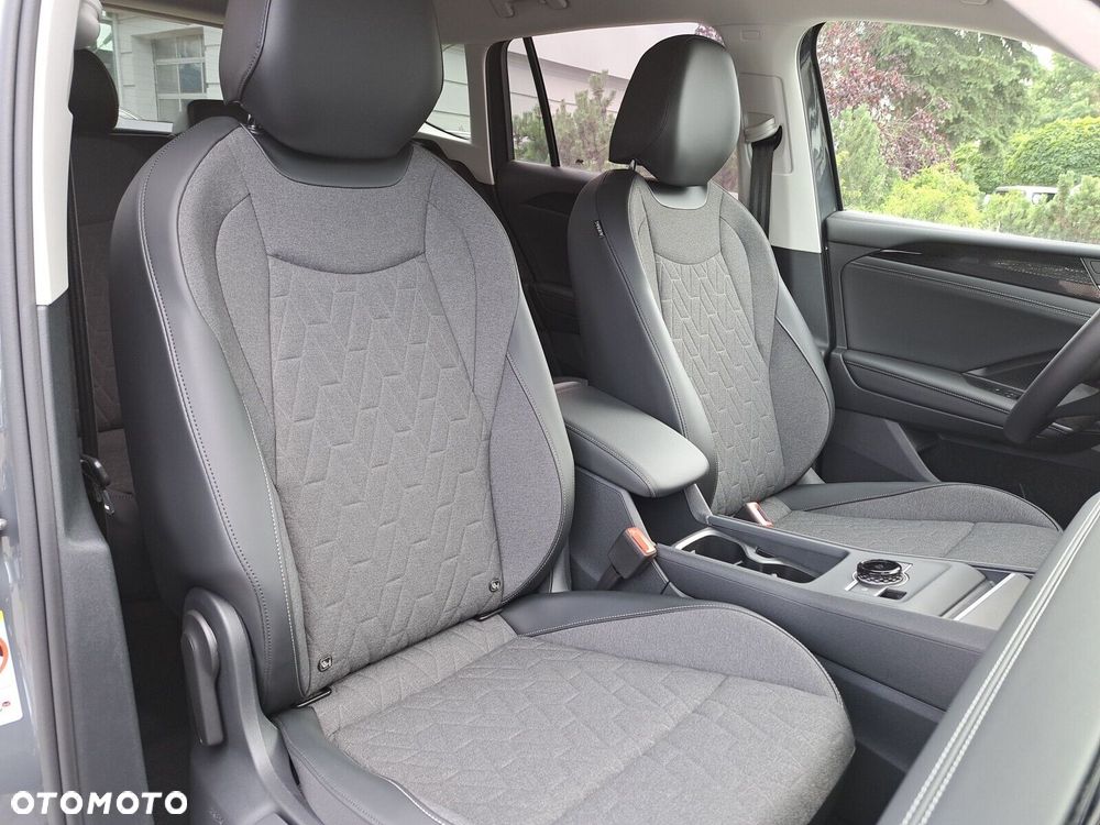 Volkswagen Tiguan - 29