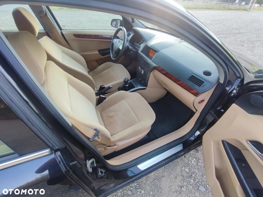Opel Astra 1.8 - 25