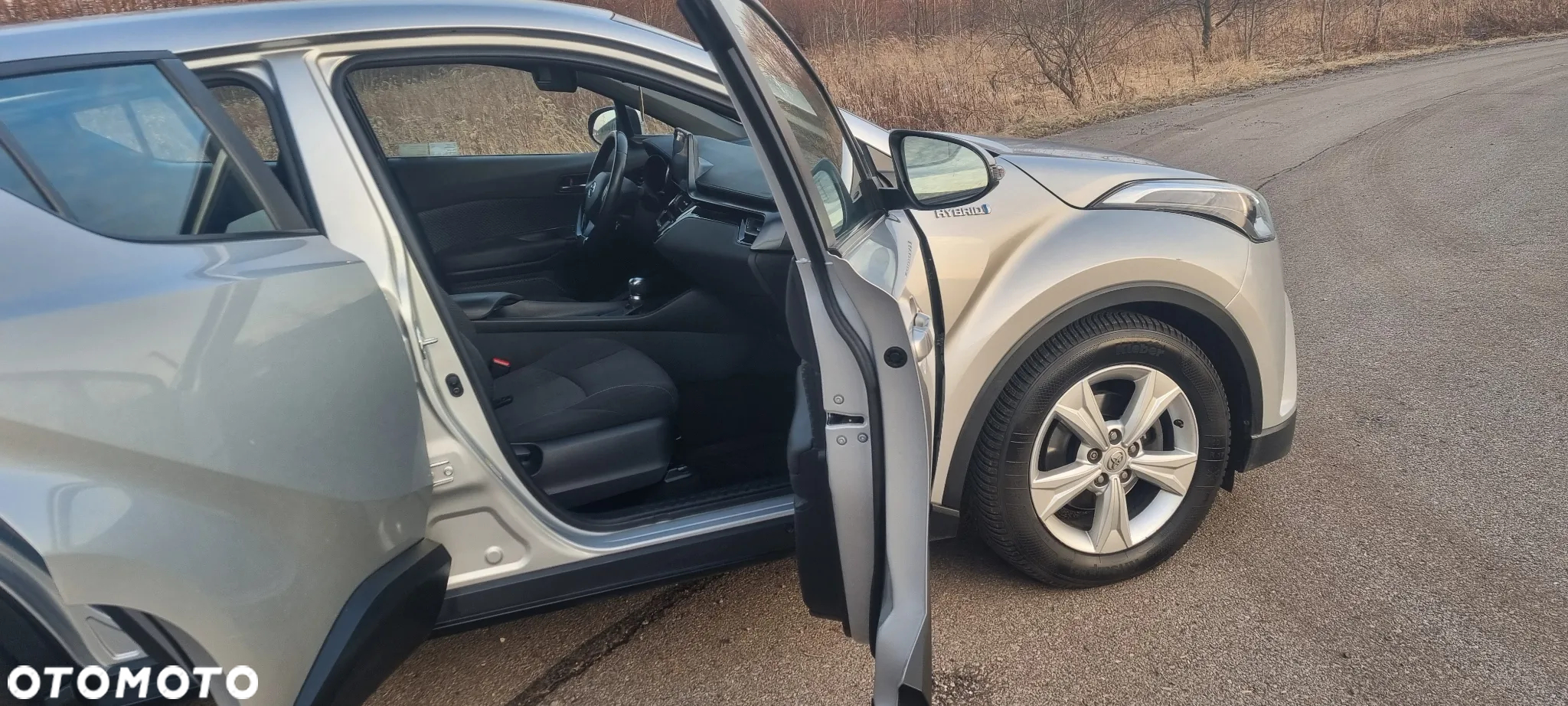 Toyota C-HR 1.8 Hybrid Dynamic - 22