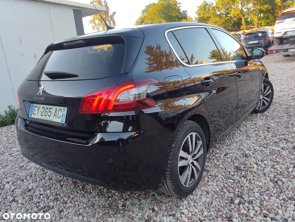 Peugeot 308 PureTech 130 GPF Stop & Start Allure Business-Paket - 3