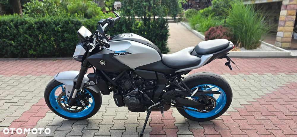 Yamaha MT - 4