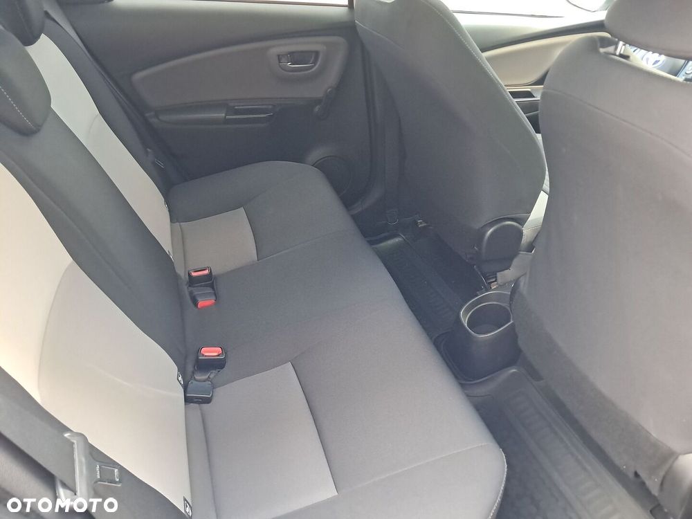 Toyota Yaris - 11