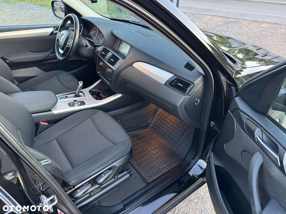 BMW X3 xDrive20d - 23
