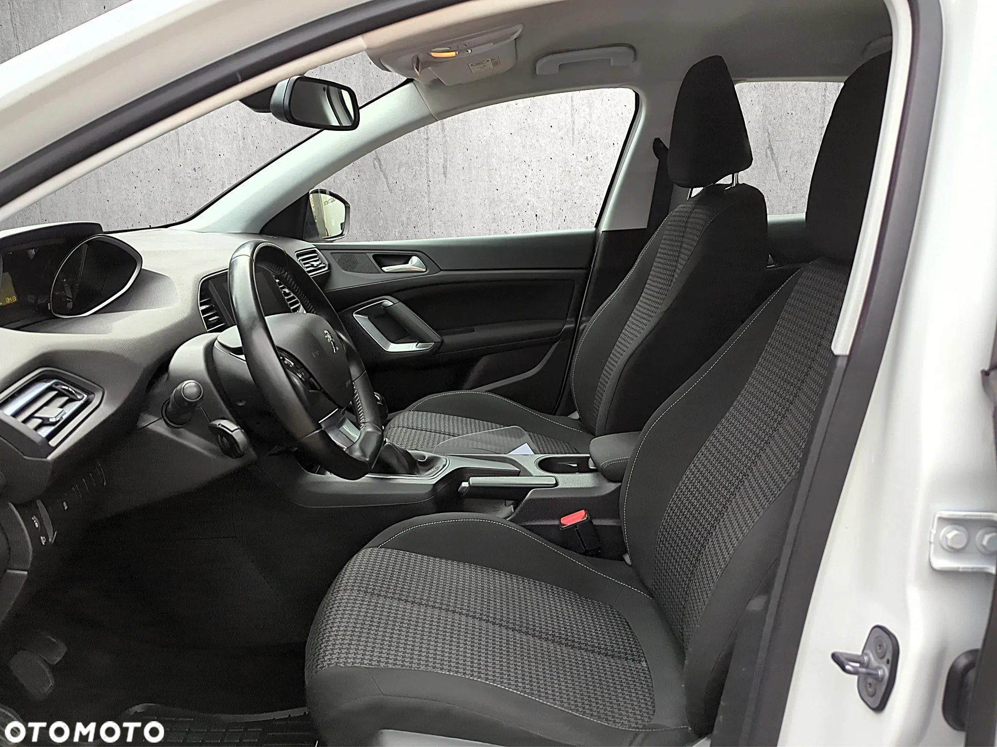 Peugeot 308 1.5 BlueHDi Business Line S&S - 9