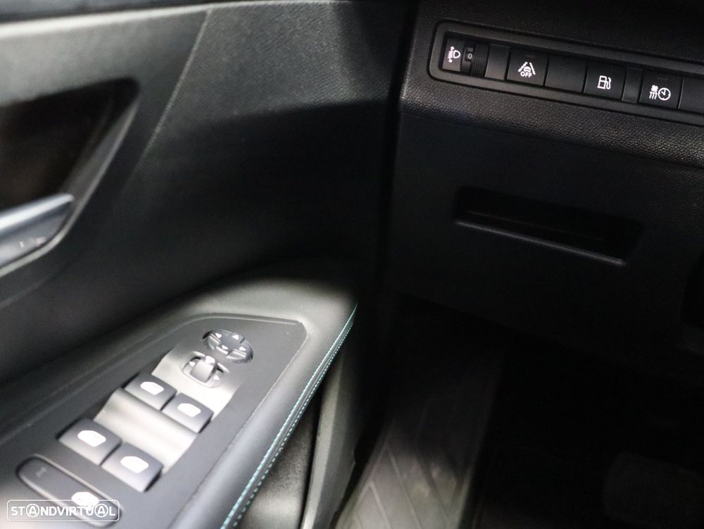 Peugeot 3008 1.6 Hybrid Allure Pack e-EAT8 - 18