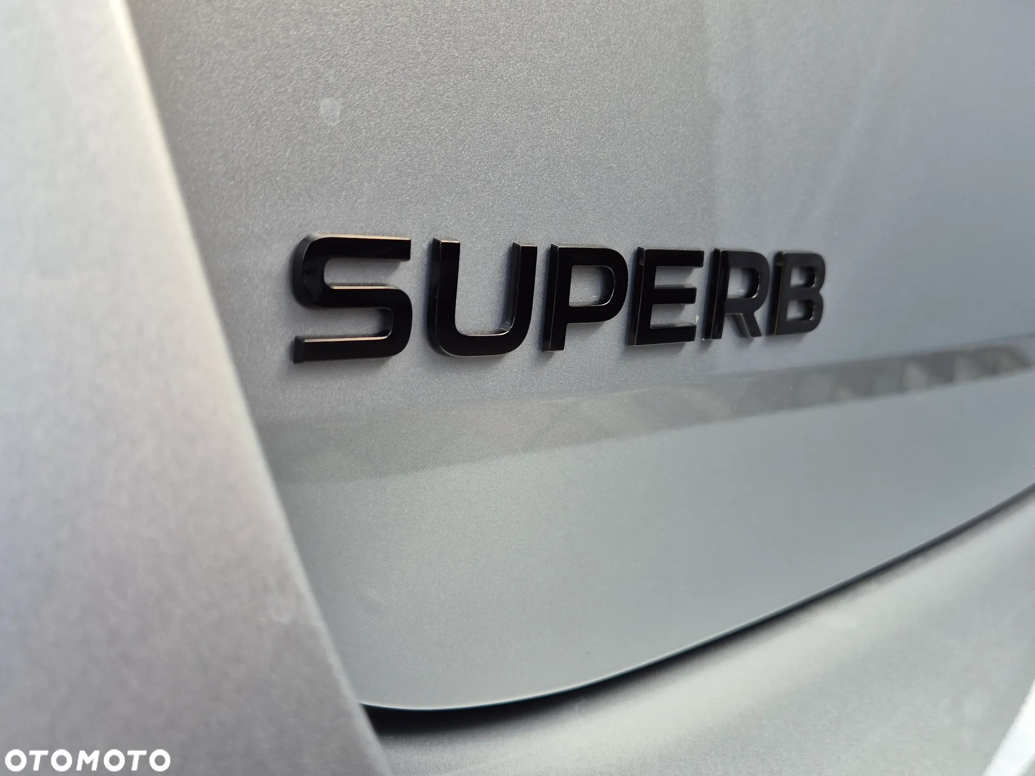 Skoda Superb 2.0 TSI Sportline DSG - 16
