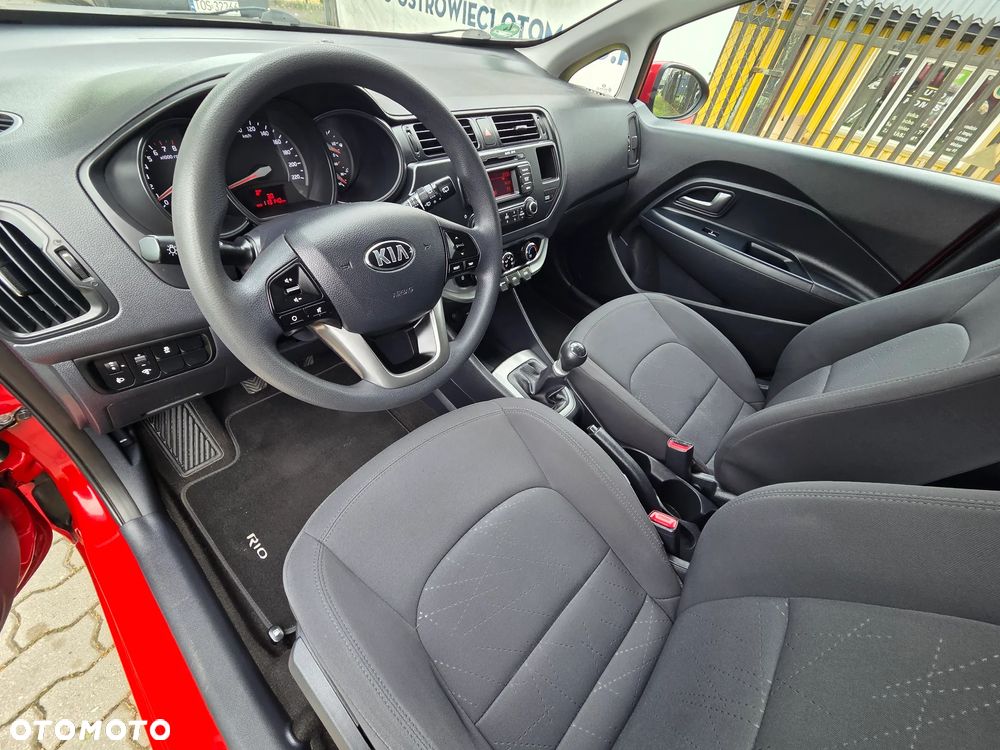 Kia Rio 1.2 Attract - 10