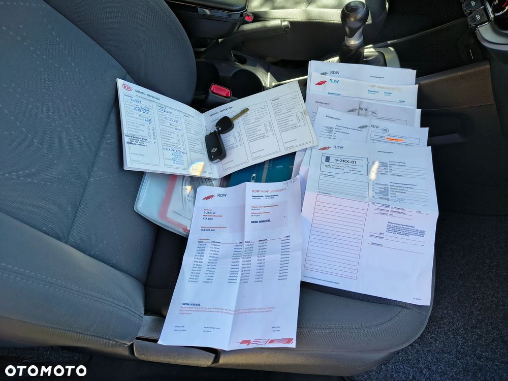 Kia Rio 1.2 Dream Team Edition - 3