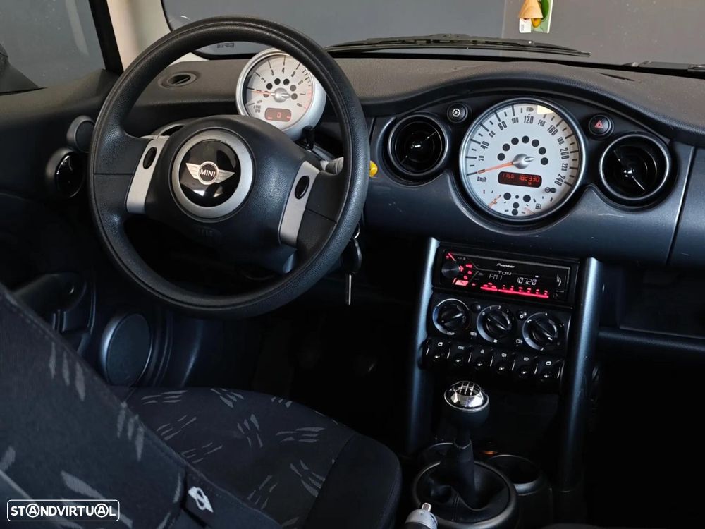 MINI 3 Portas - 33