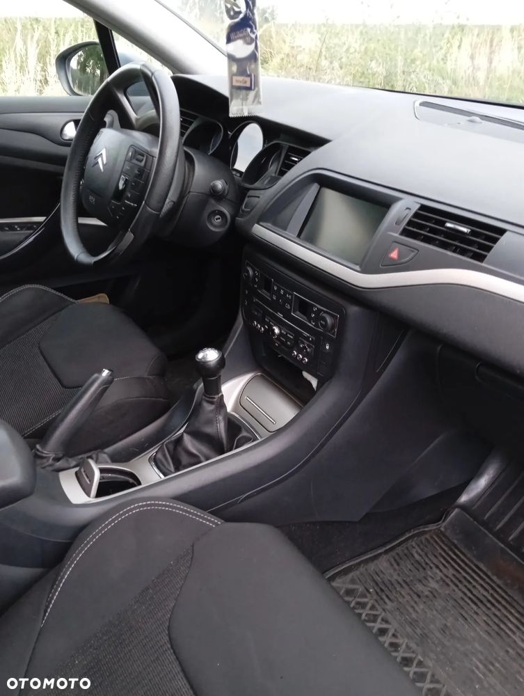 Citroën C5 1.6 HDi Attraction - 11