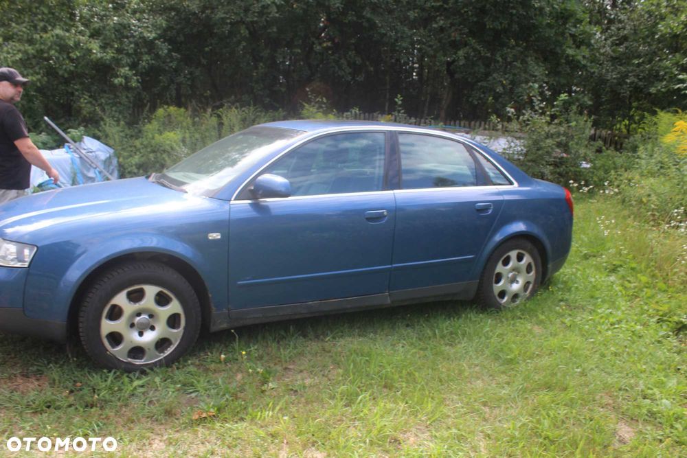 Audi A4 Limousine