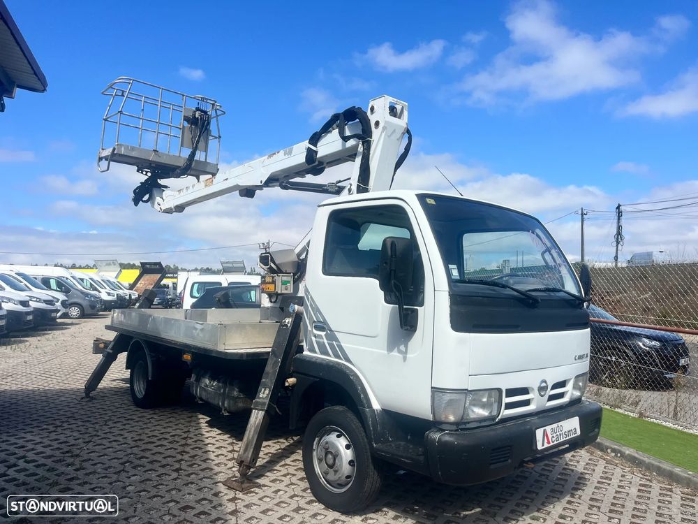 Nissan CABSTAR 3.0 BARQUINHA - 1
