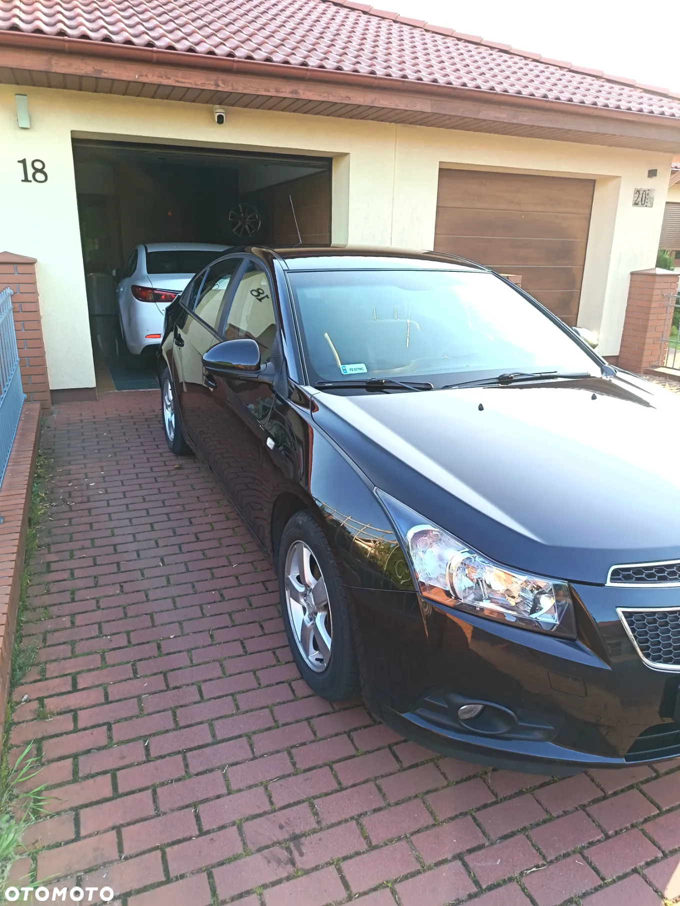 Chevrolet Cruze 1.8 LS+ - 17