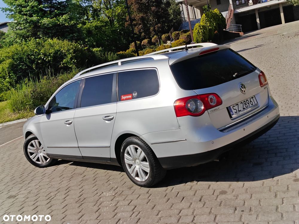 Volkswagen Passat 2.0 FSI Comfortline - 1