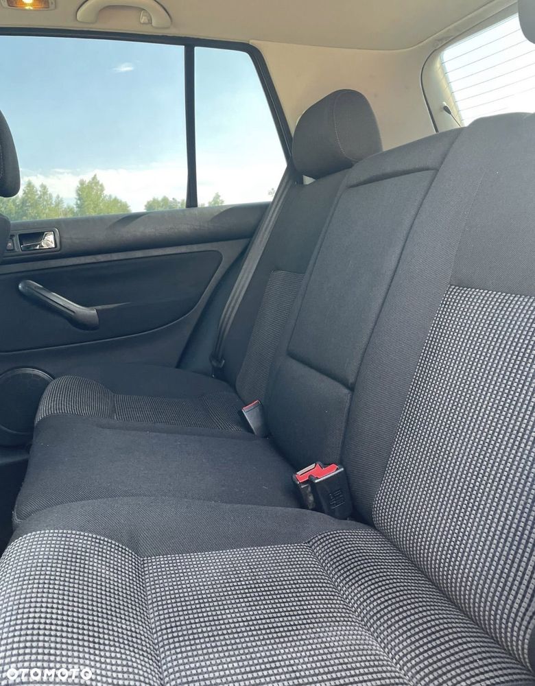 Volkswagen Golf - 15