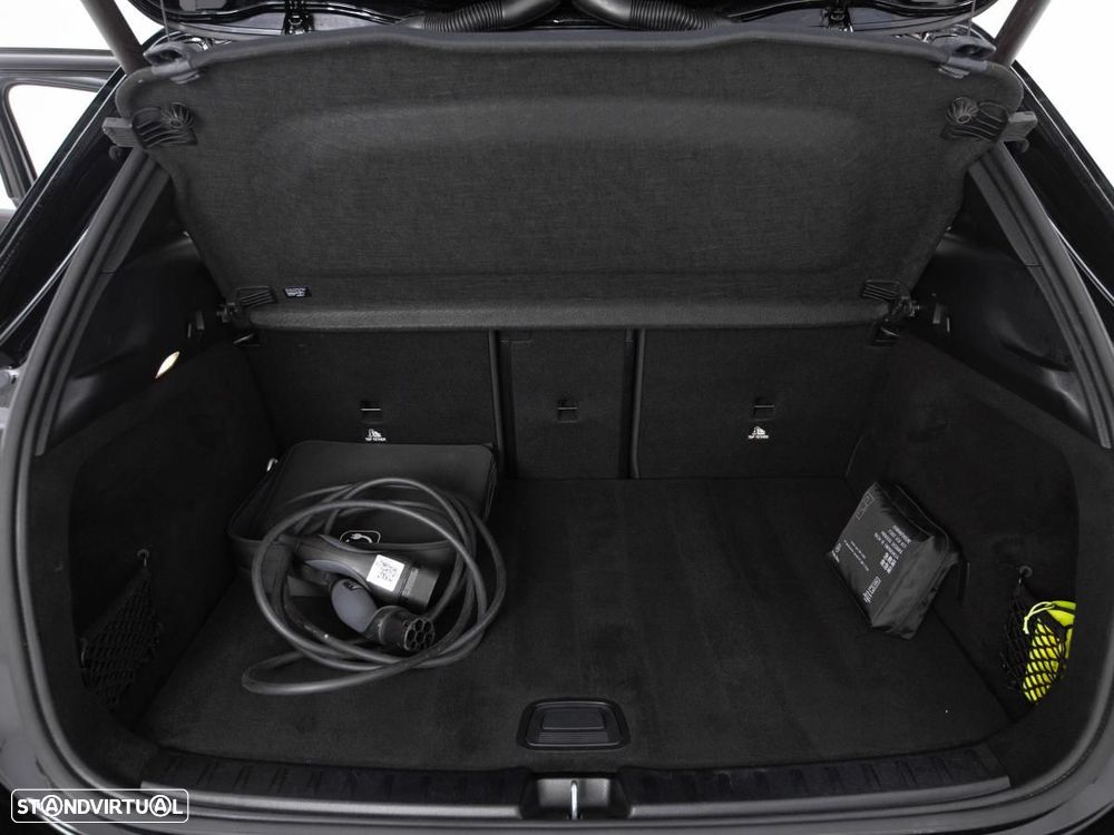 Mercedes-Benz EQA 250+ AMG Line - 13