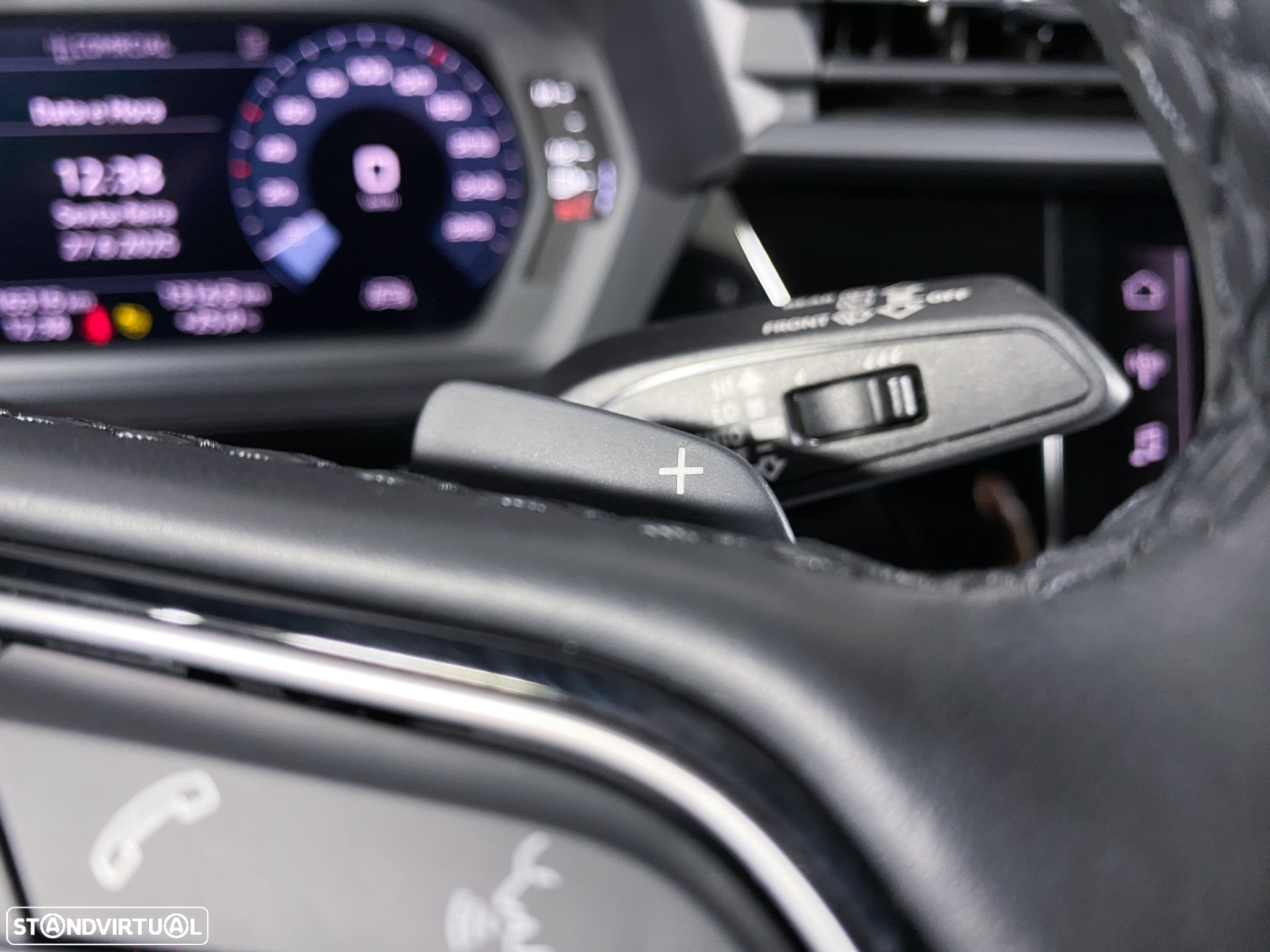 Audi A3 Sportback 45 TFSIe S line - 11
