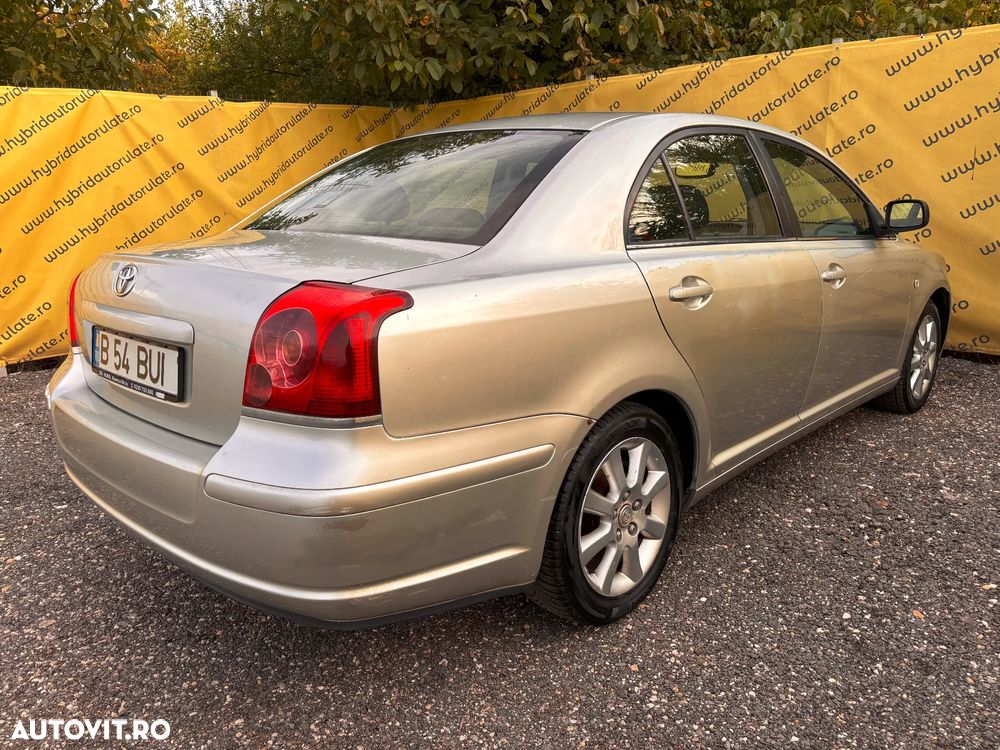 Toyota Avensis 2.2 D-4D Business - 5